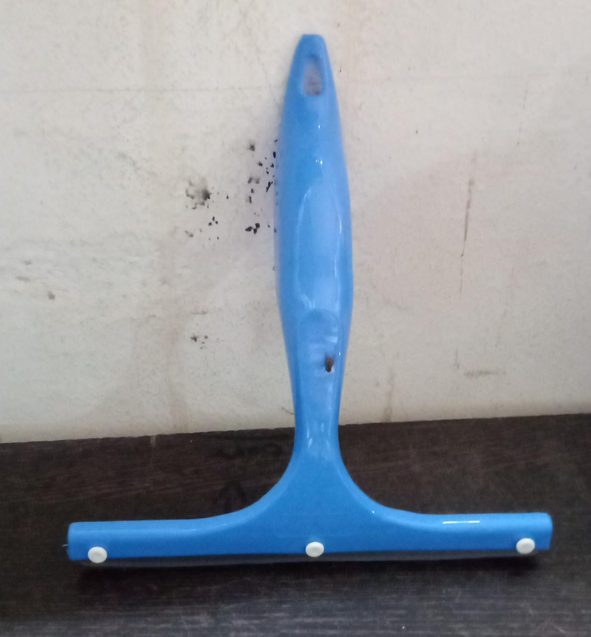 7720 CAR MIRROR WIPER USED FOR ALL KINDS OF CARS AND VEHICLES FOR CLEANING AND WIPING OFF MIRROR ETC. (1Pc) 7720 CAR MIRROR WIPER USED FOR ALL KINDS OF CARS AND VEHICLES FOR CLEANING AND WIPING OFF MIRROR ETC. (1Pc)